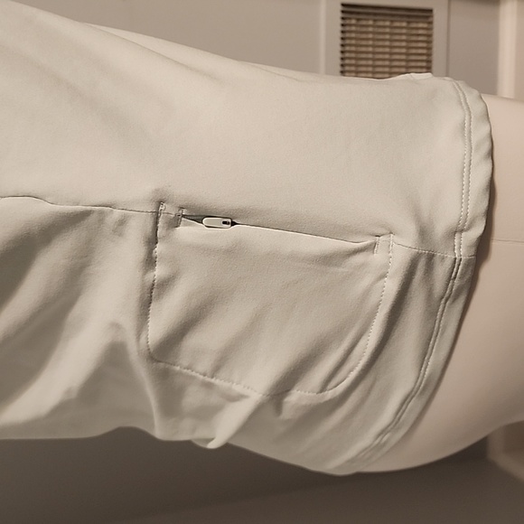 Under Armour Fitted - Picture 5 of 6